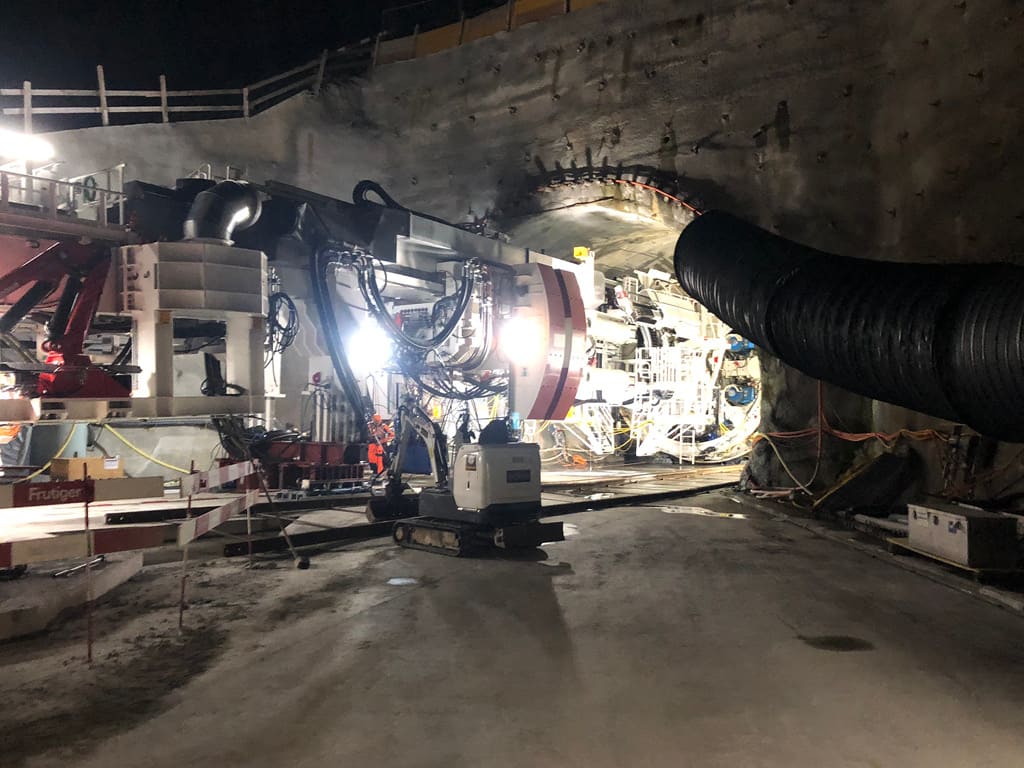 Verschub TBM Vorstollen 2 Röhre Gotthardtunnel 