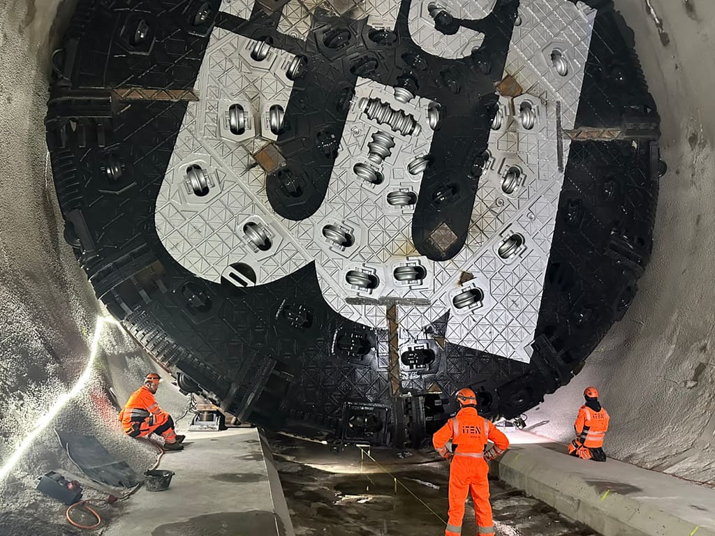 TBM Paulina Gotthard Strassentunnel 