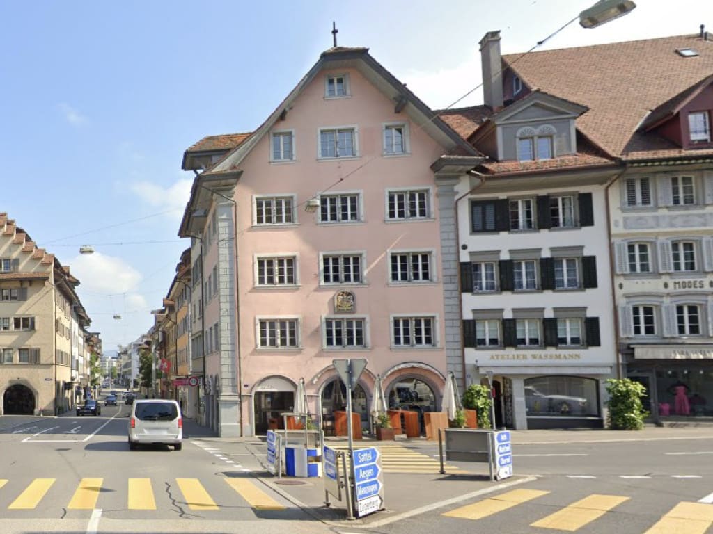 Horizontal ausrichten Denkmalgeschütztes Gebäude