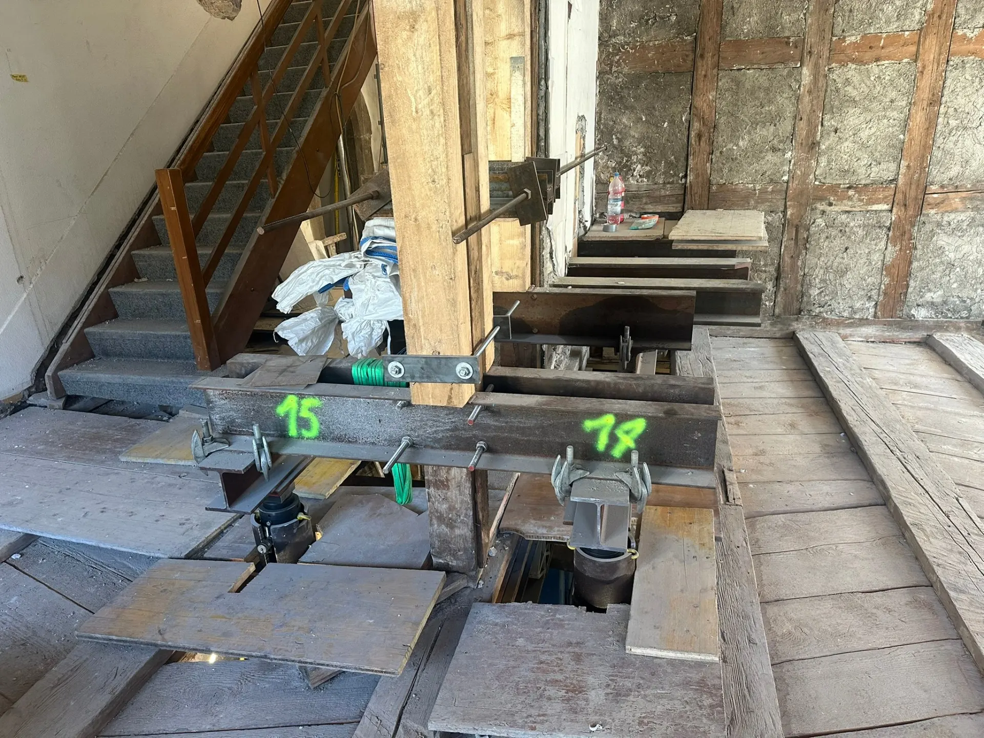 Horizontal ausrichten Denkmalgeschütztes Gebäude 