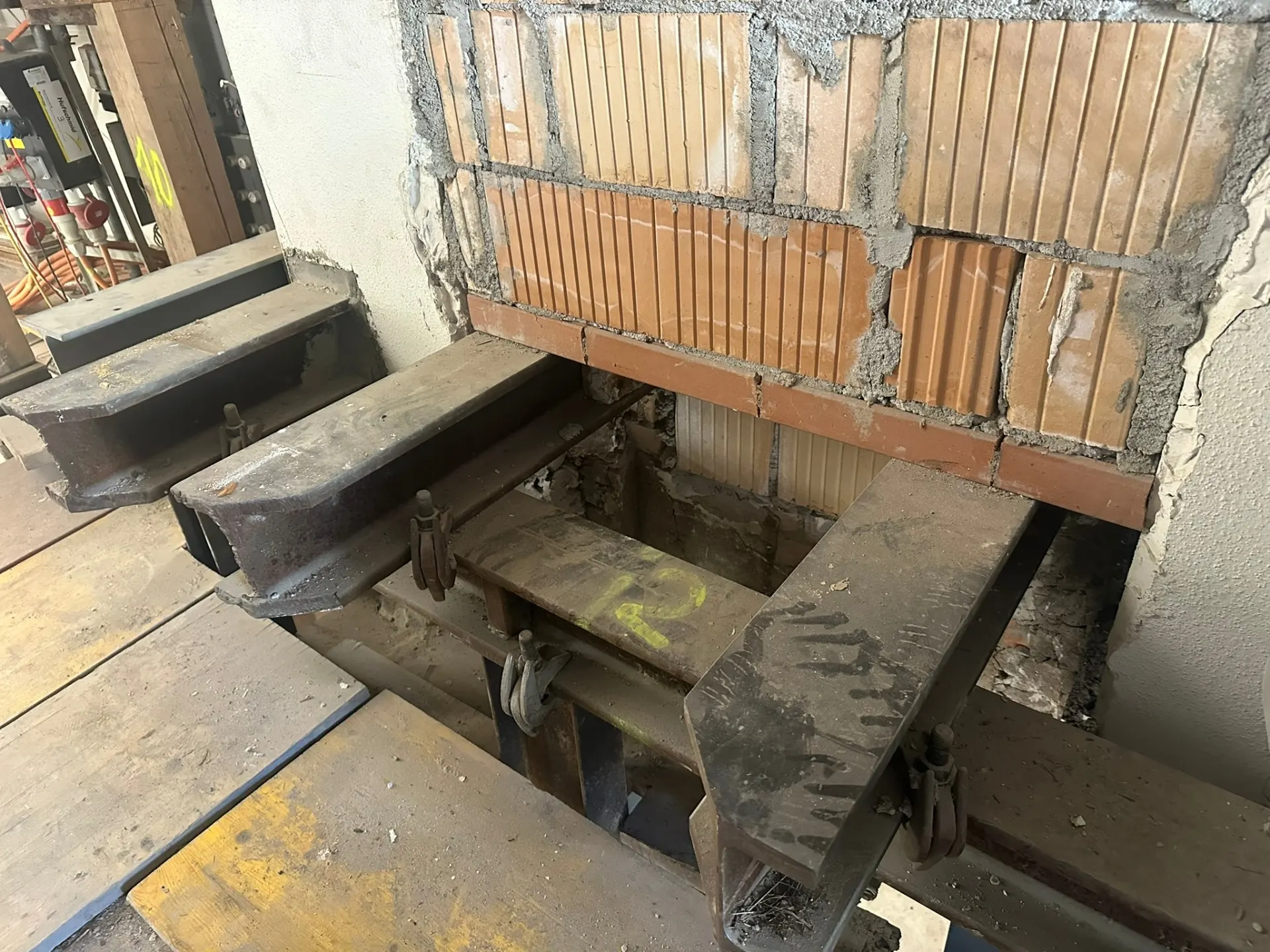 Horizontal ausrichten Denkmalgeschütztes Gebäude 