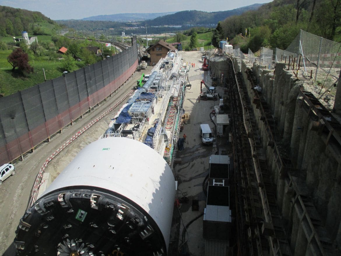 Einschub Tunnelbohrmaschine Bötzberg